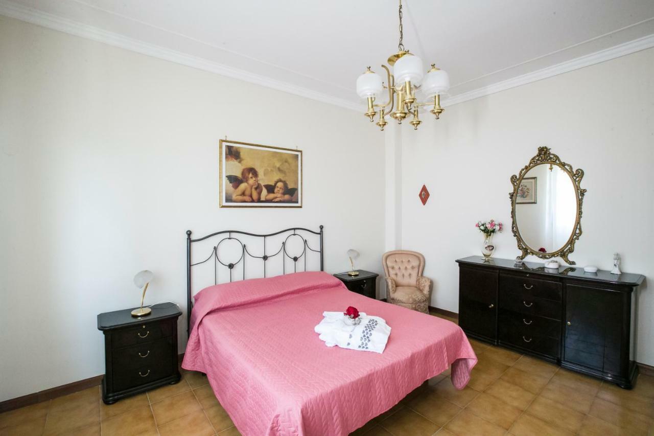 A Casa Di Rossella Daire Katanya Dış mekan fotoğraf